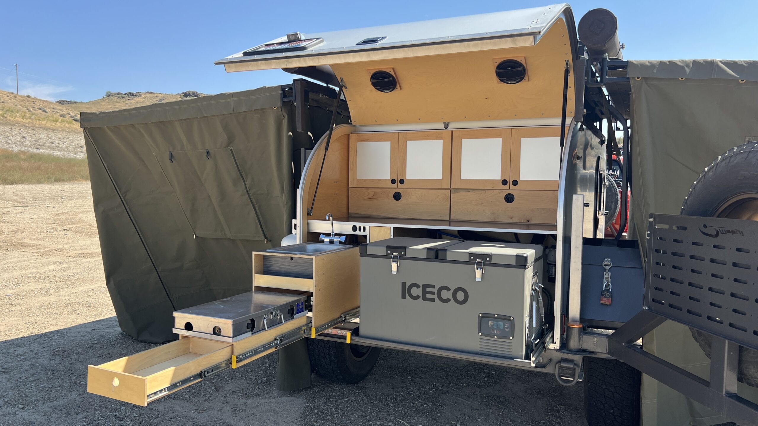 Moby overland trailer 