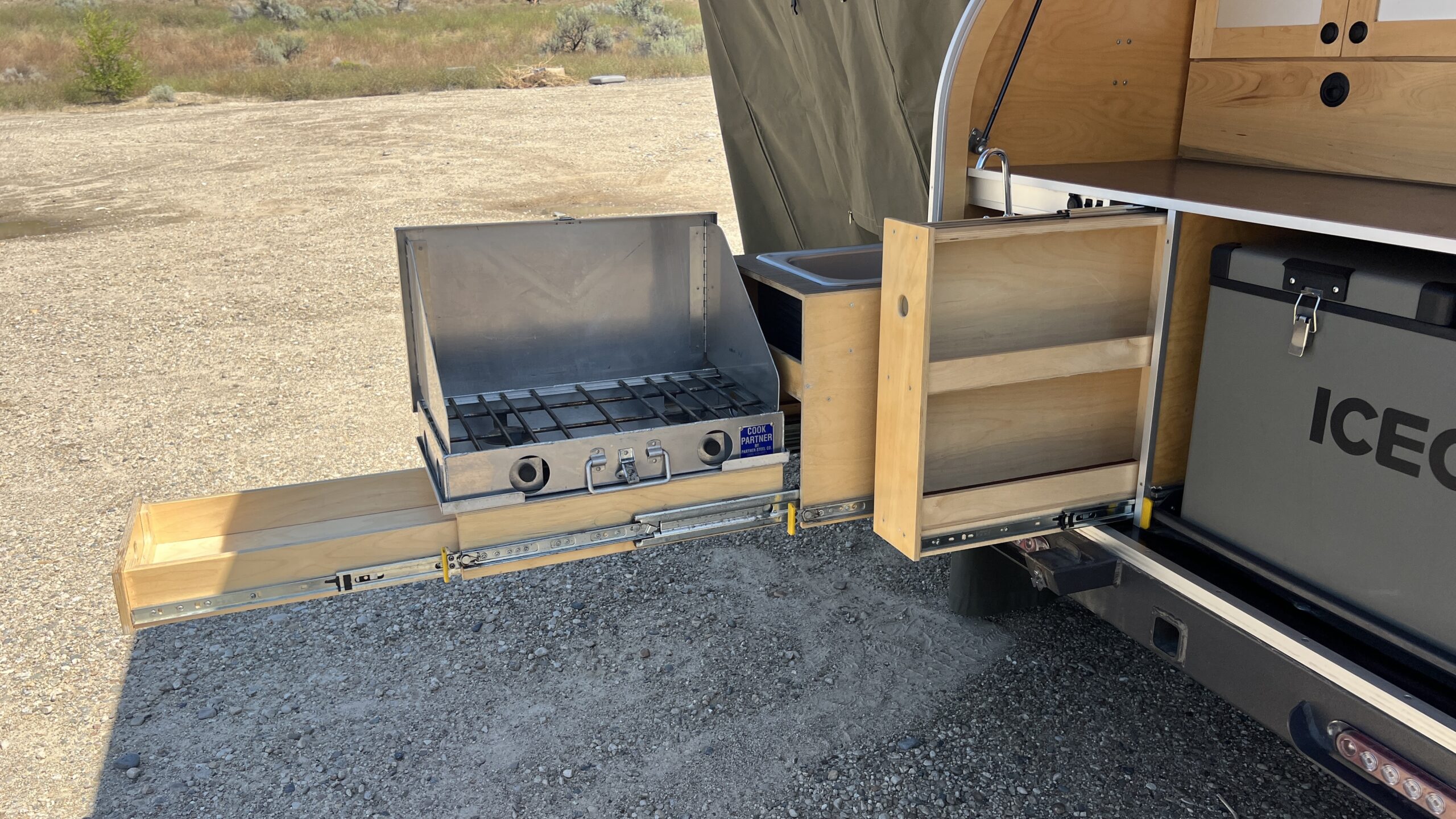 Moby overland trailer 