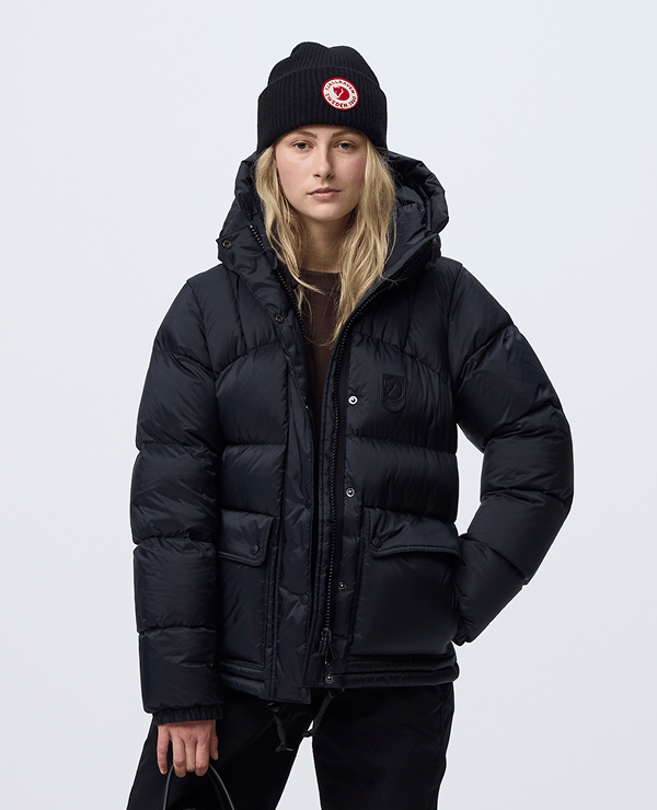 피엘라벤 익스페디션 다운 라이트 재킷 블랙 에디션 