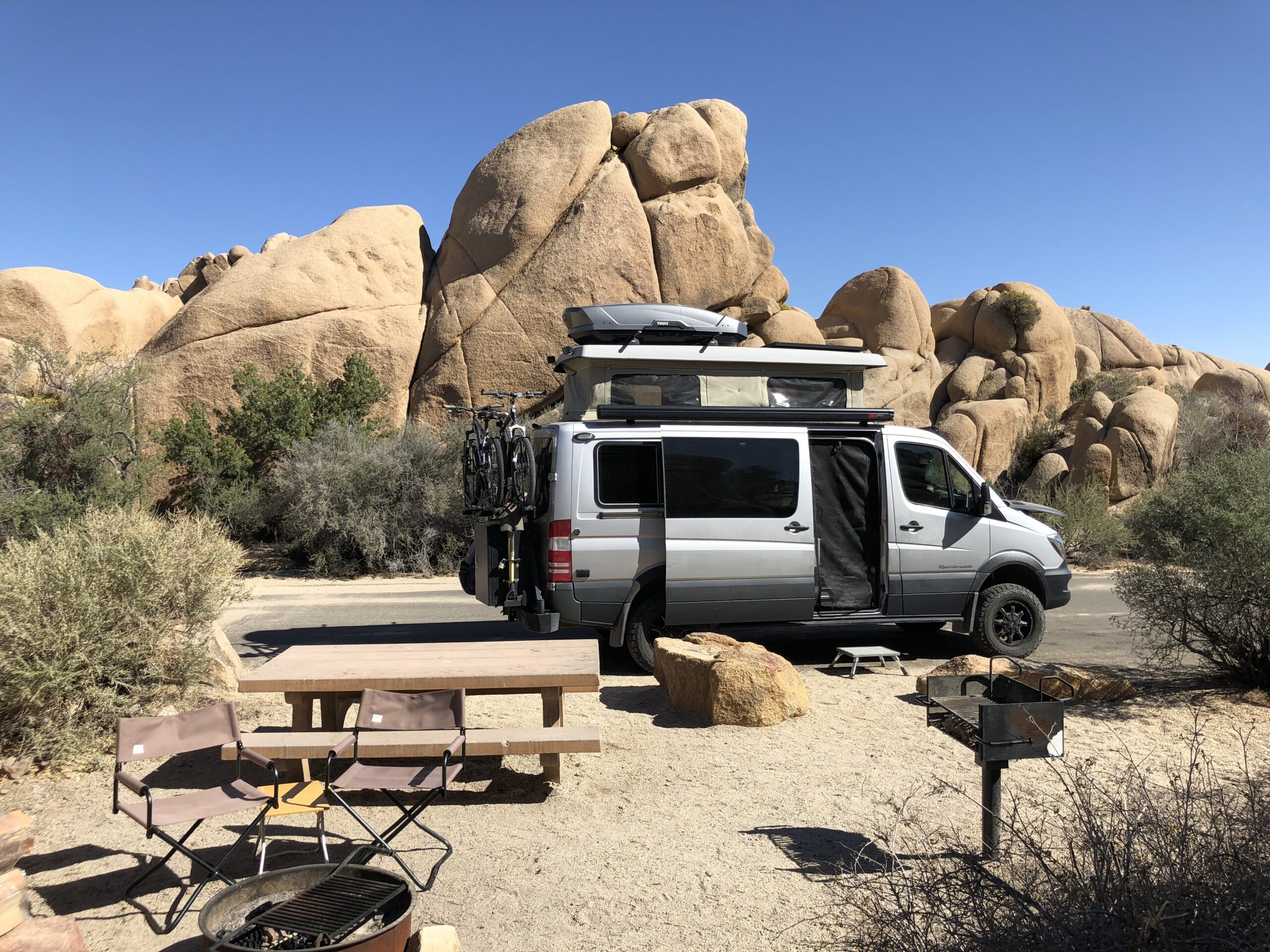 판매용 배달 트럭