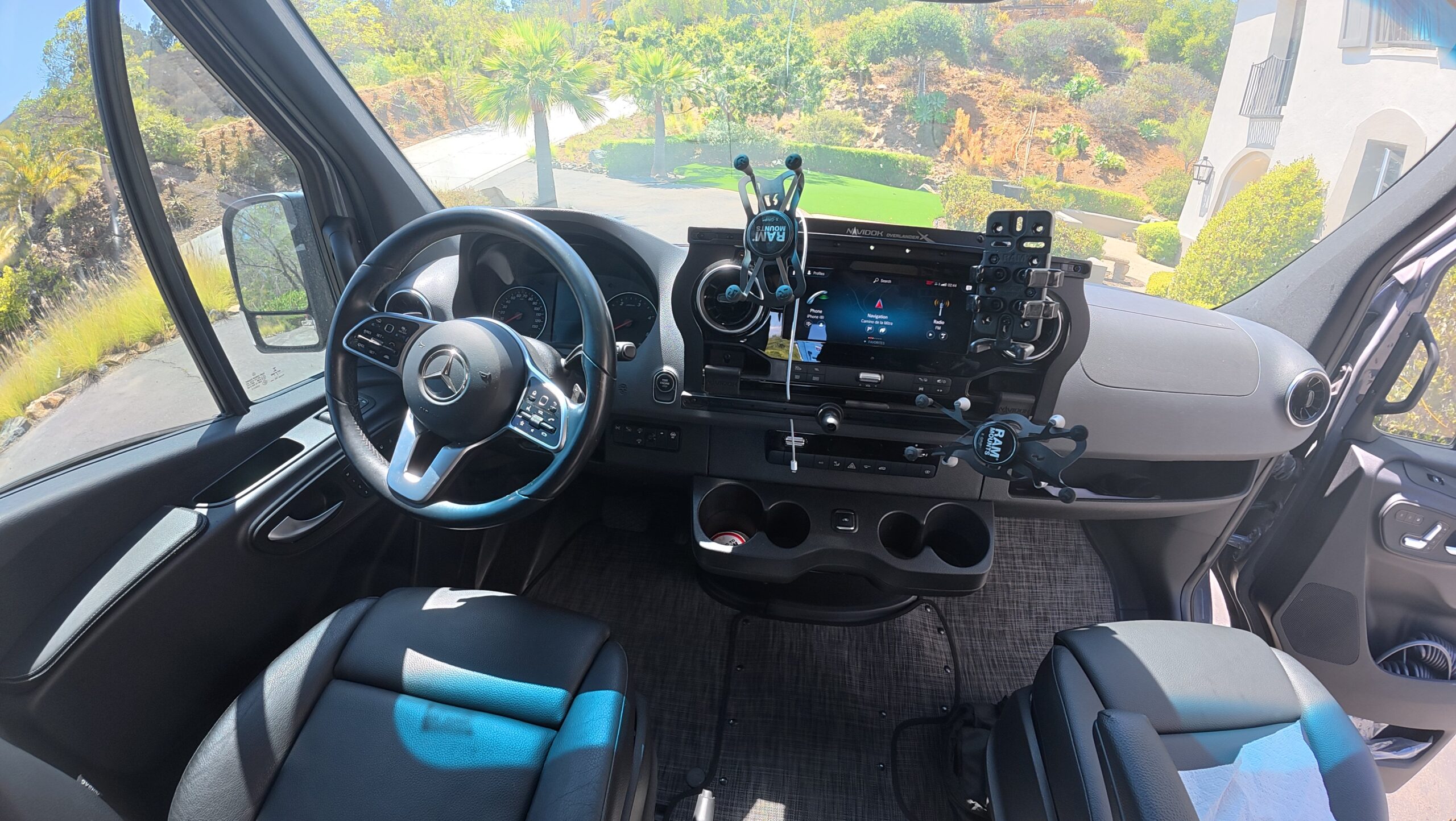 스프린터 운전실 내부 