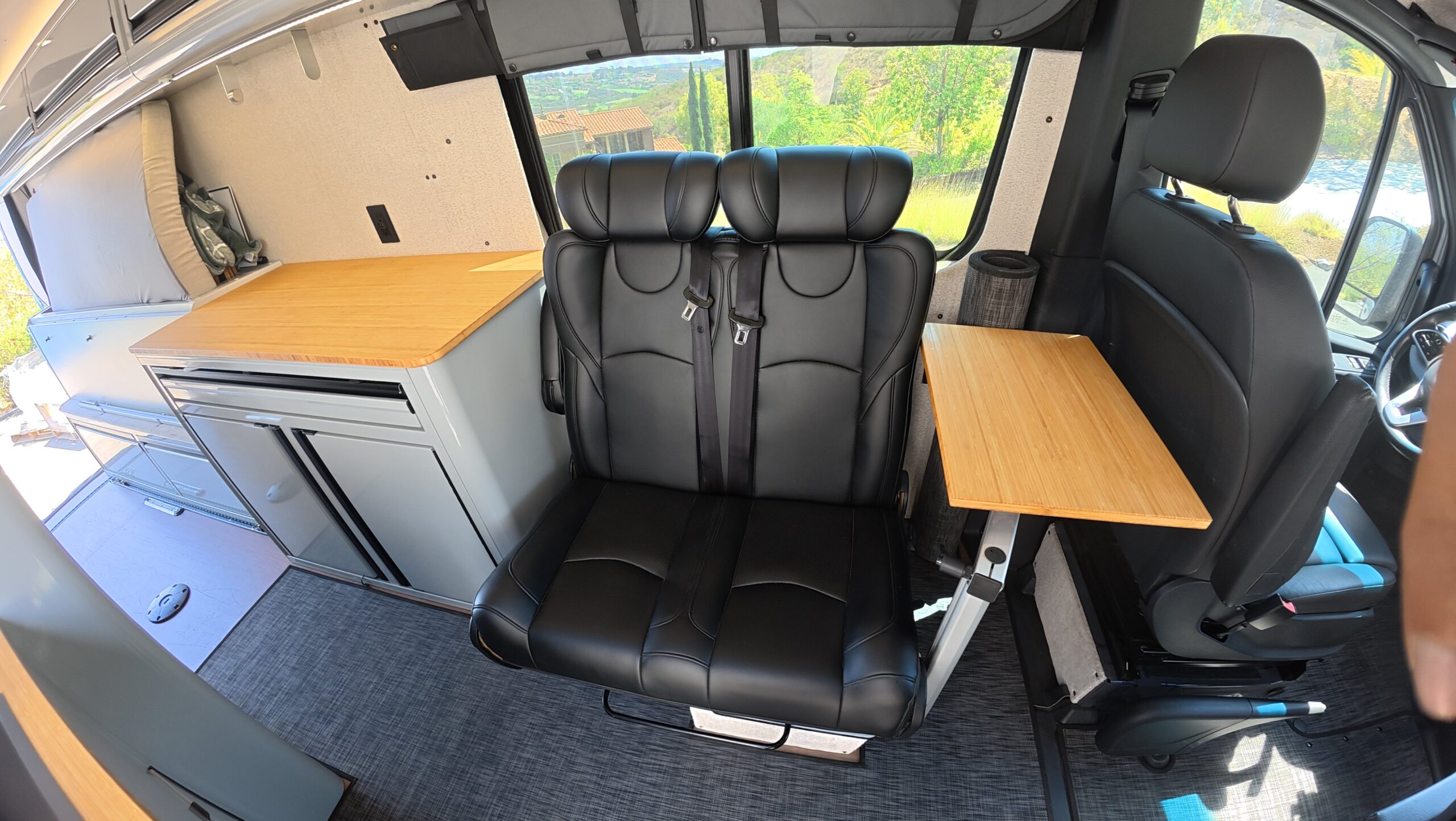 땅 위의 단거리 선수 건설