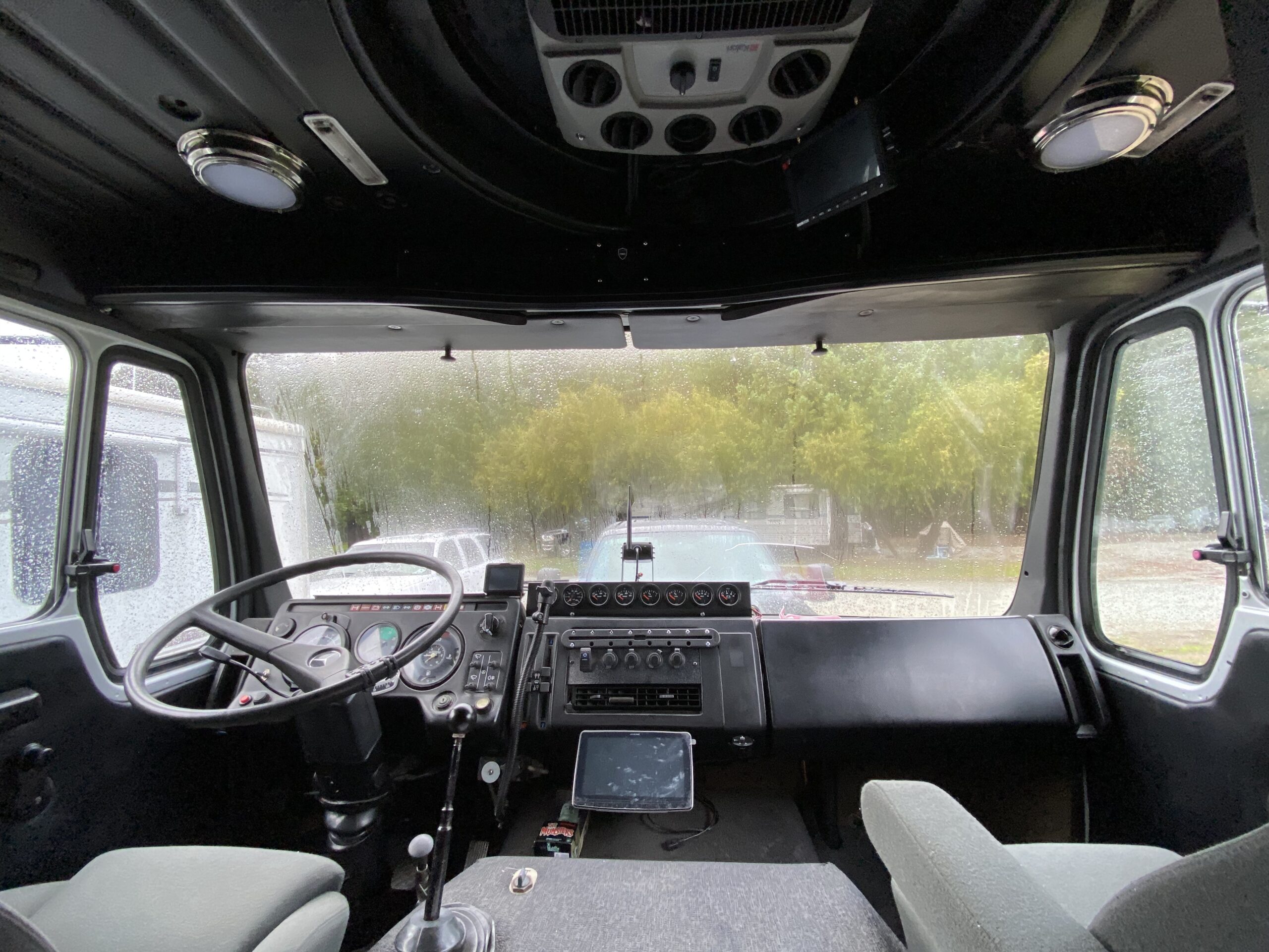 GXV expedition truck 