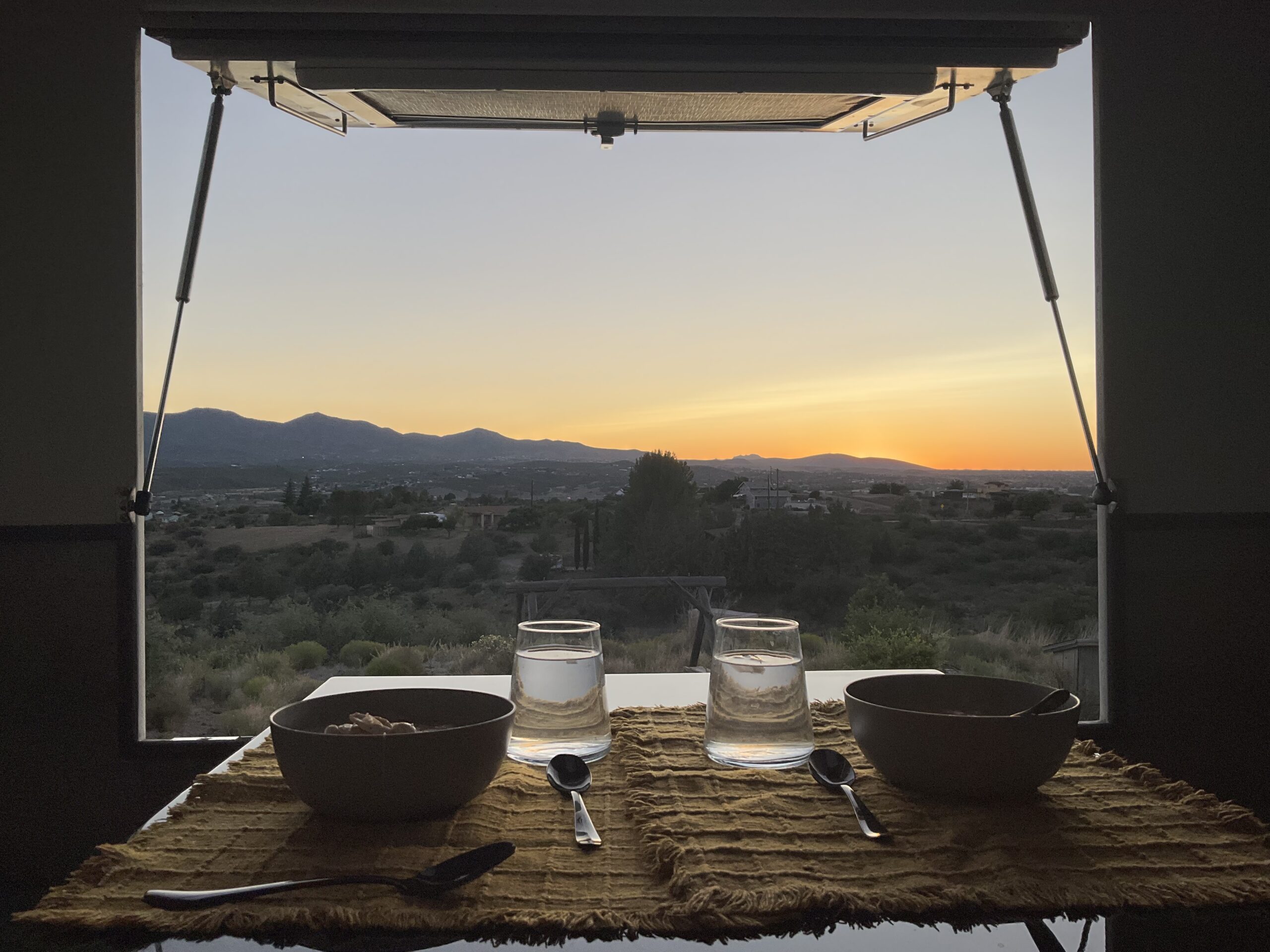 Expedition truck for sale 