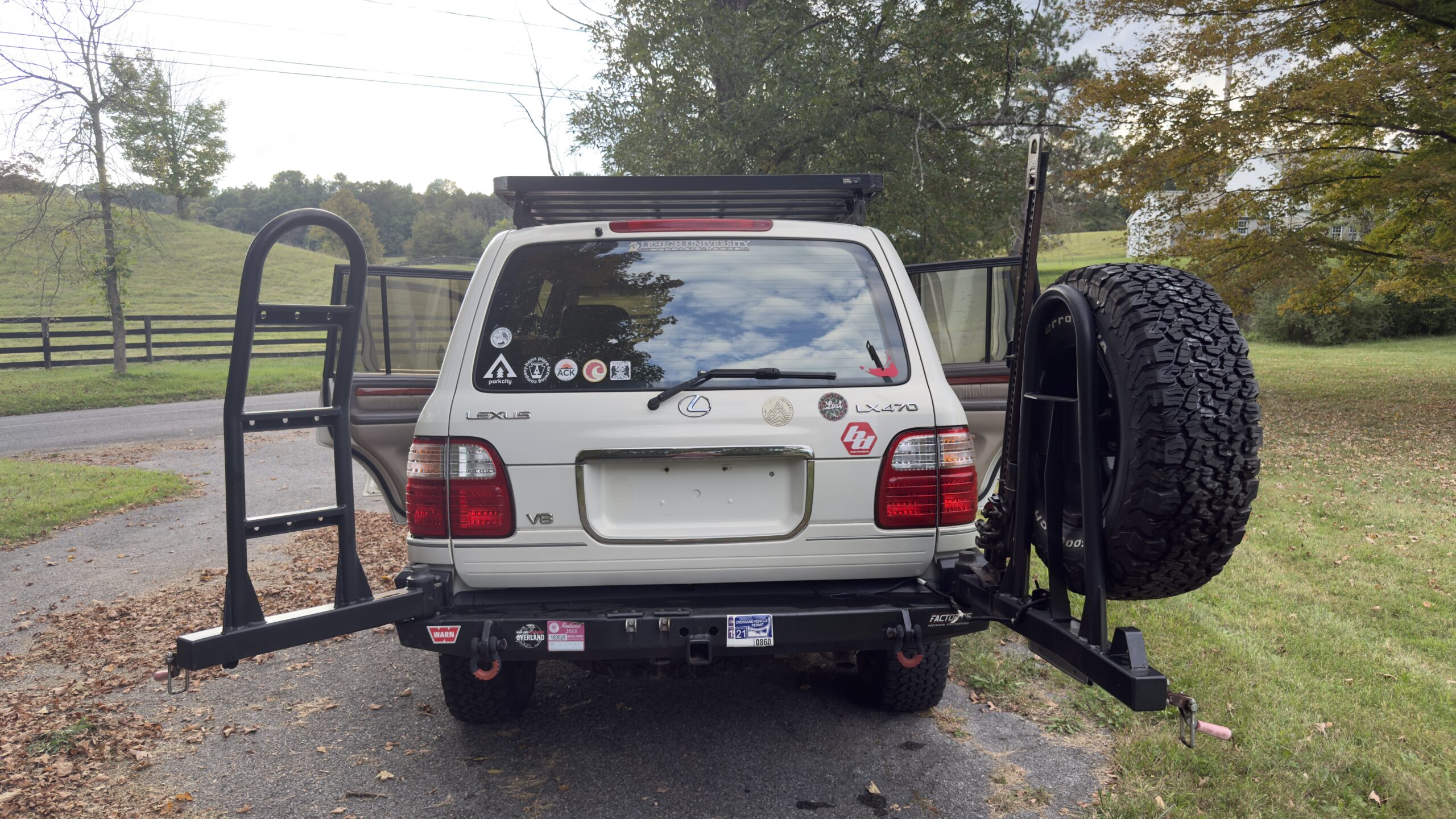 Lexus LX 470 overland 