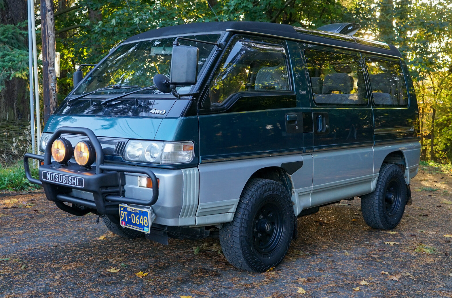 Mitsubishi Delica