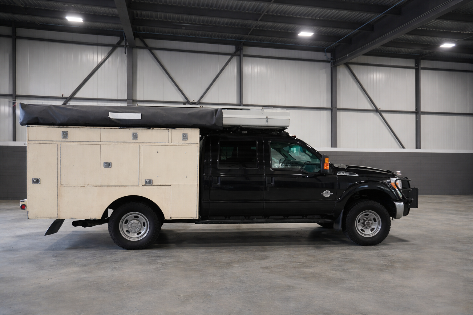 Expedition truck for sale 