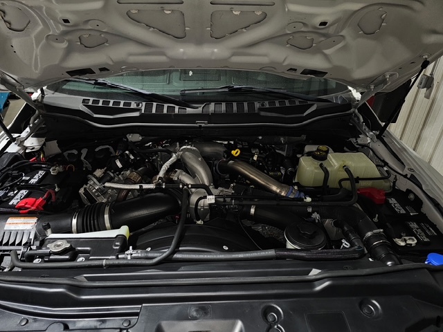 Expedition truck for sale