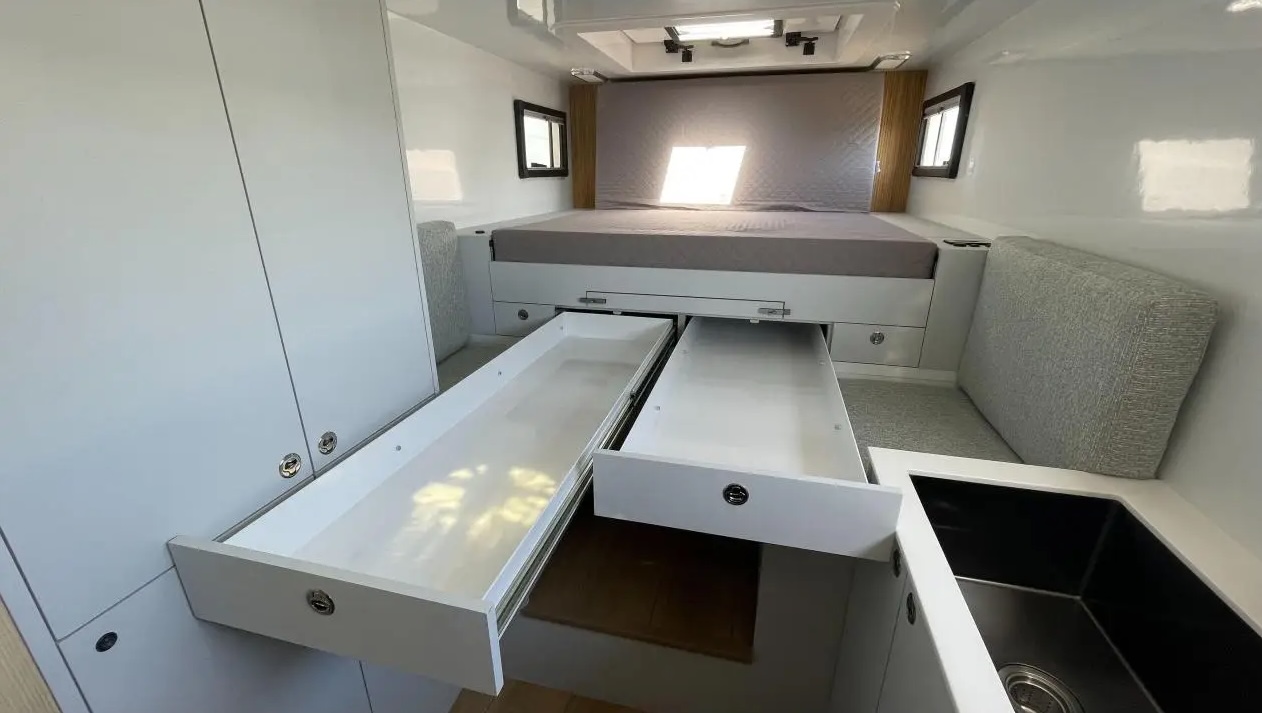 Pronghorn Expedition Vehicles 