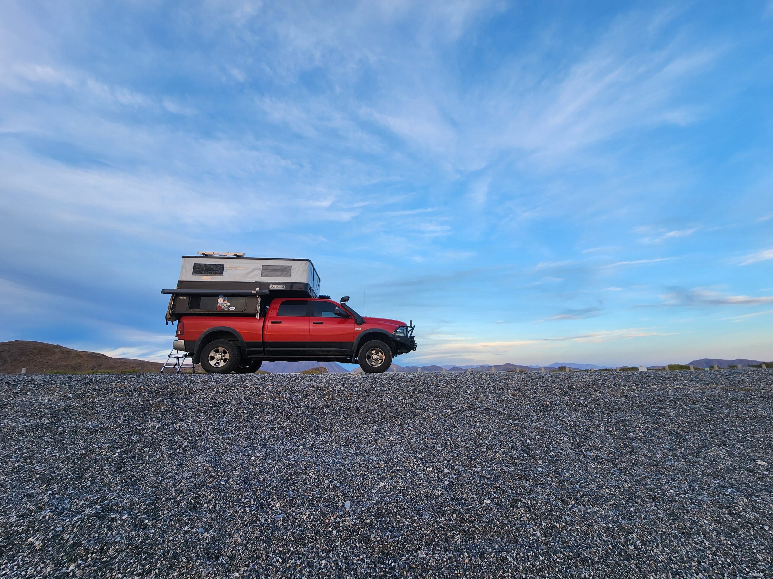 Four Wheel Campers Hawk Shell