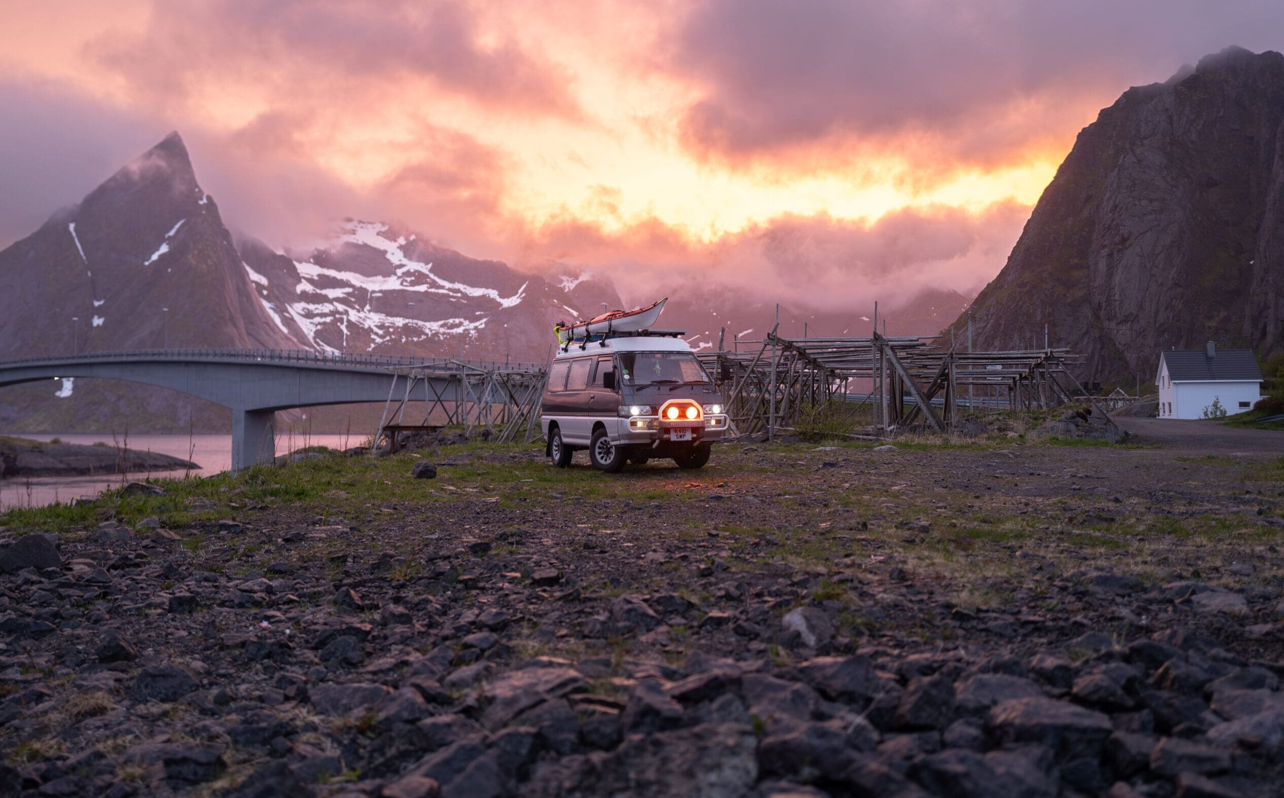 Mitsubishi Delica L300