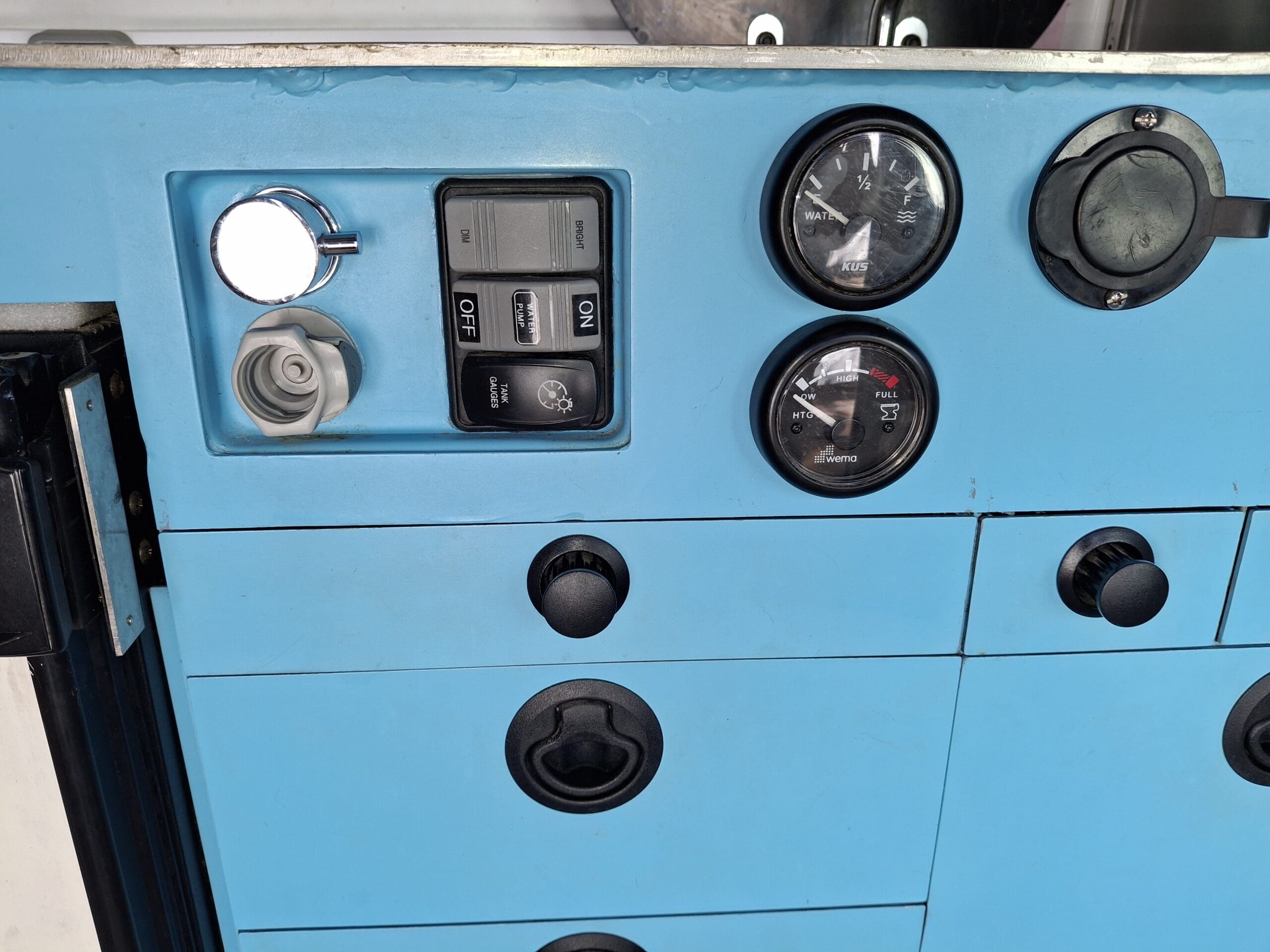 Sprinter overland build 