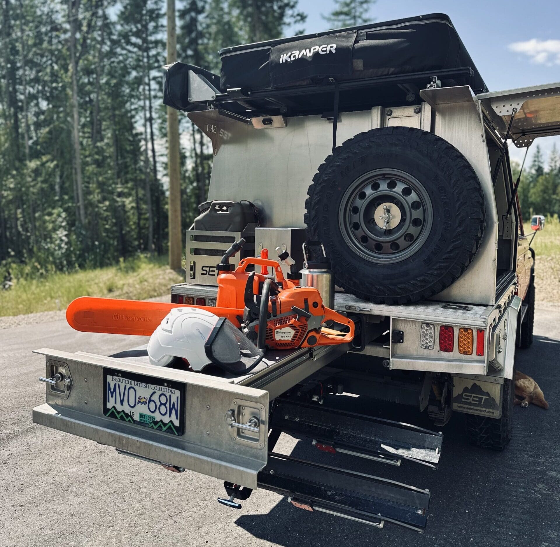 Expedition truck for sale 