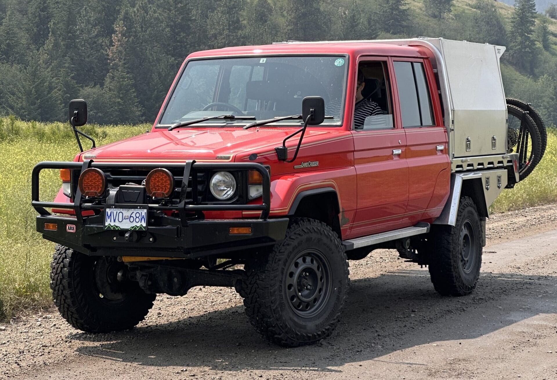 toyogonページ 2001 Toyota Land Cruiser Double Cab HZJ79 :: Featured Classified