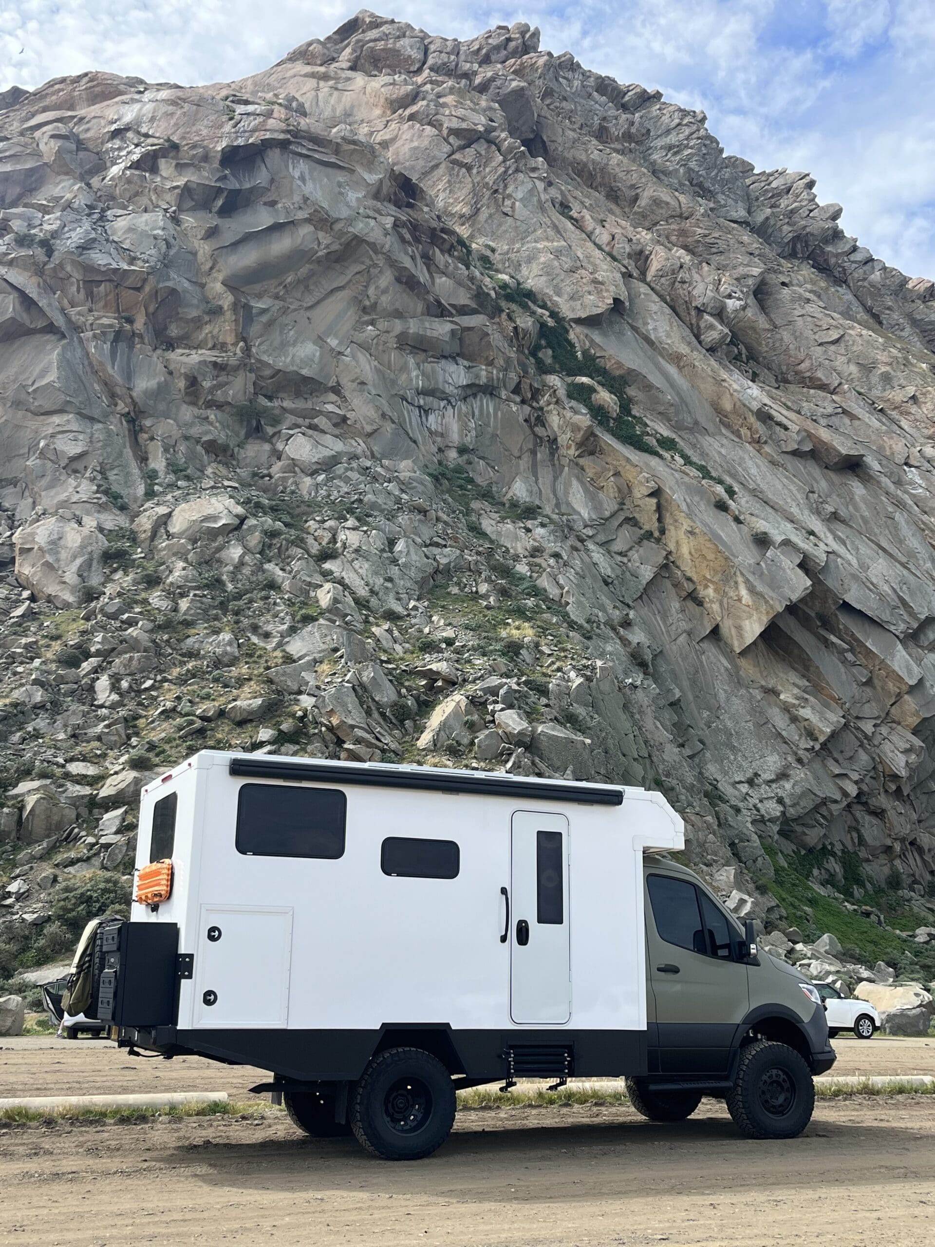 Expedition truck for sale 