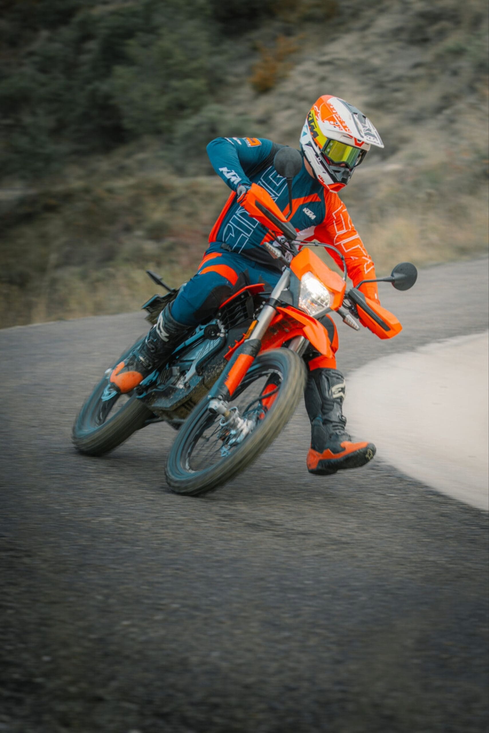 KTM Expands Its Electric Off-Road Lineup with the 2027 Freeride E ...