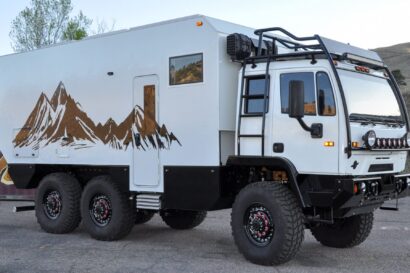 Stewart & Stevenson M1083
