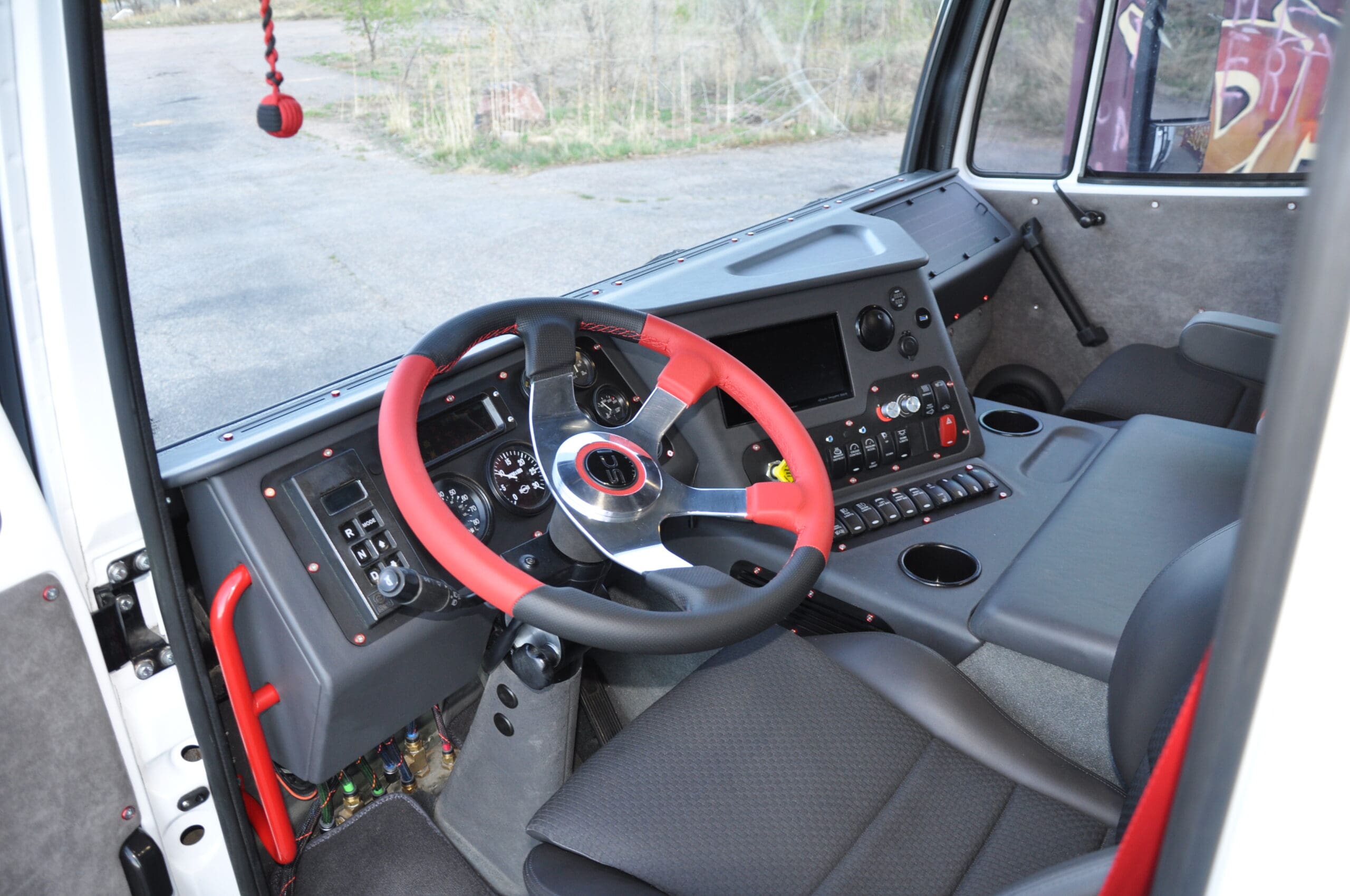 Stewart & Stevenson expedition truck 