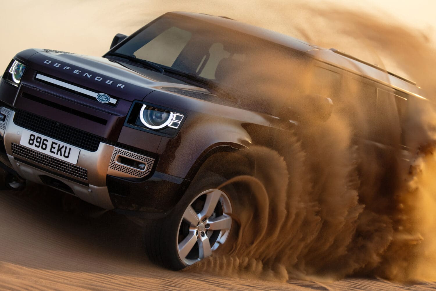 Jaguar Land Rover Considers U.S.-Built Defender Based on Stellantis Platform