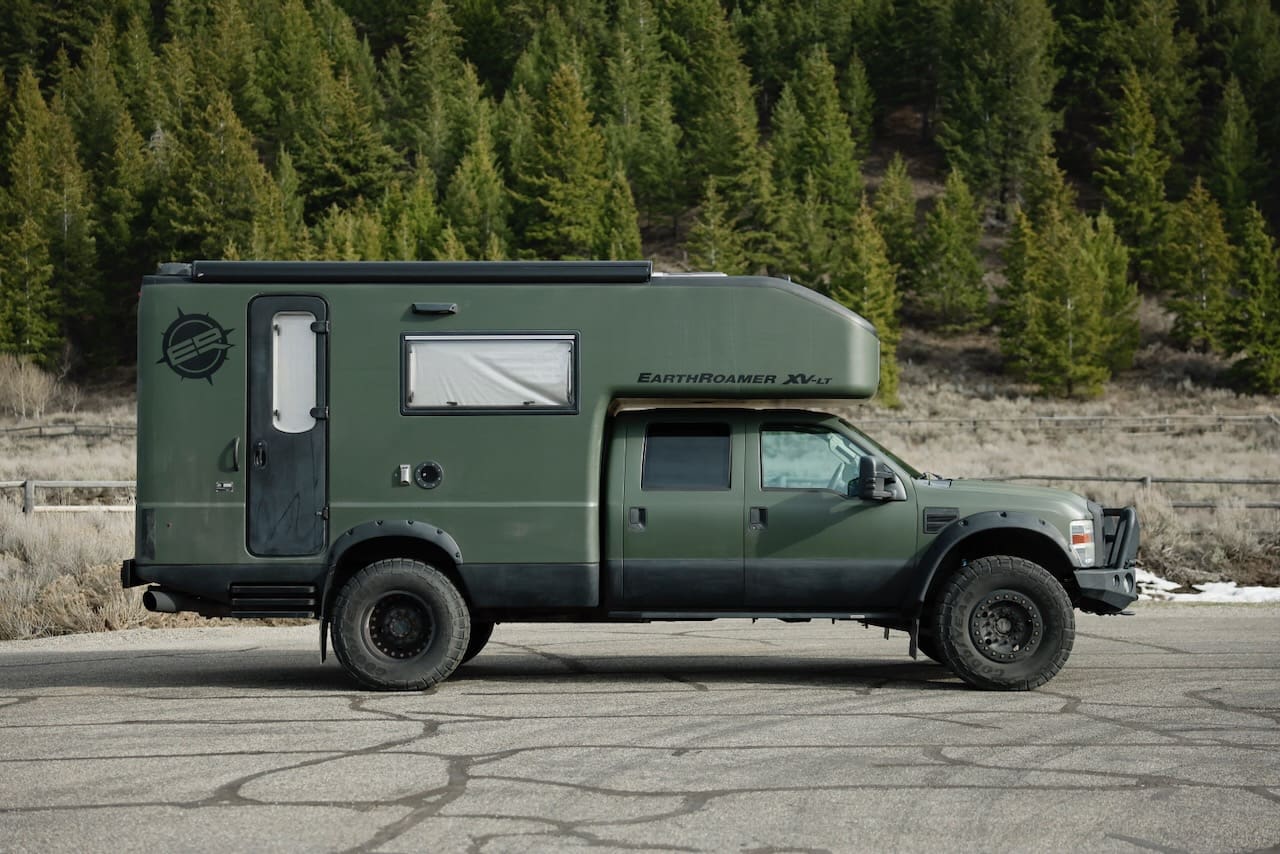 Ford F-550 overland 