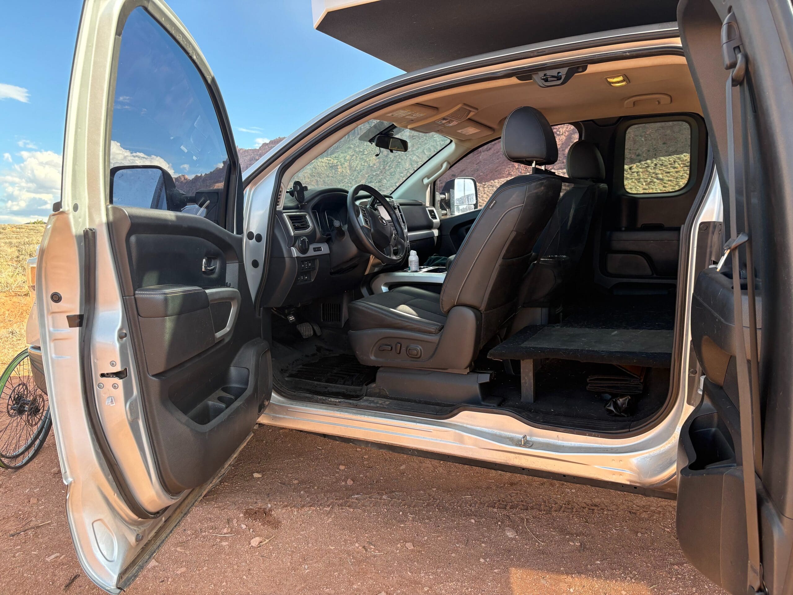 Nissan Titan overland