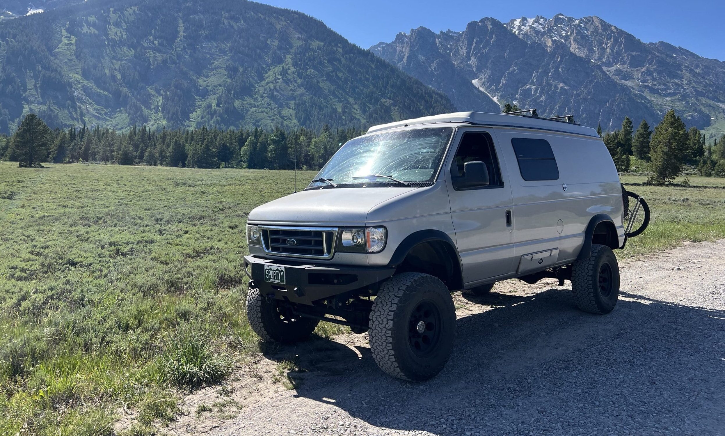 Ford E-350 4x4 