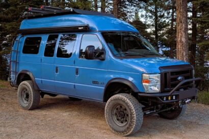 Ford E-350 4x4