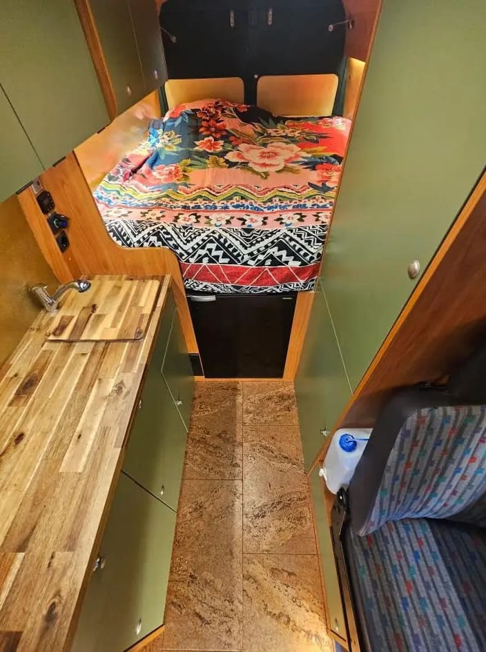 Mercedes expedition camper 