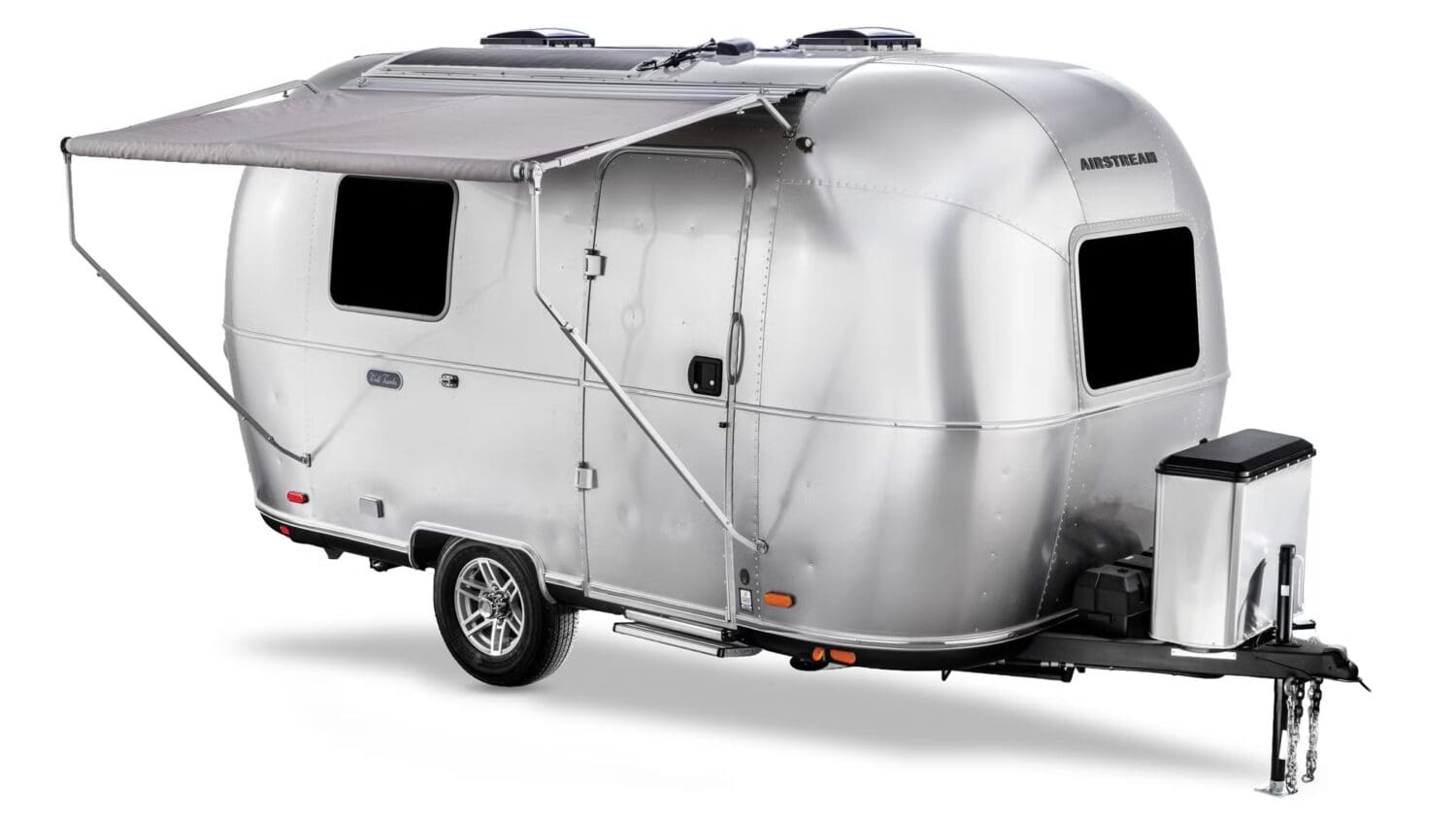 Airstream Expands World Traveler Lineup with More Affordable 17RB