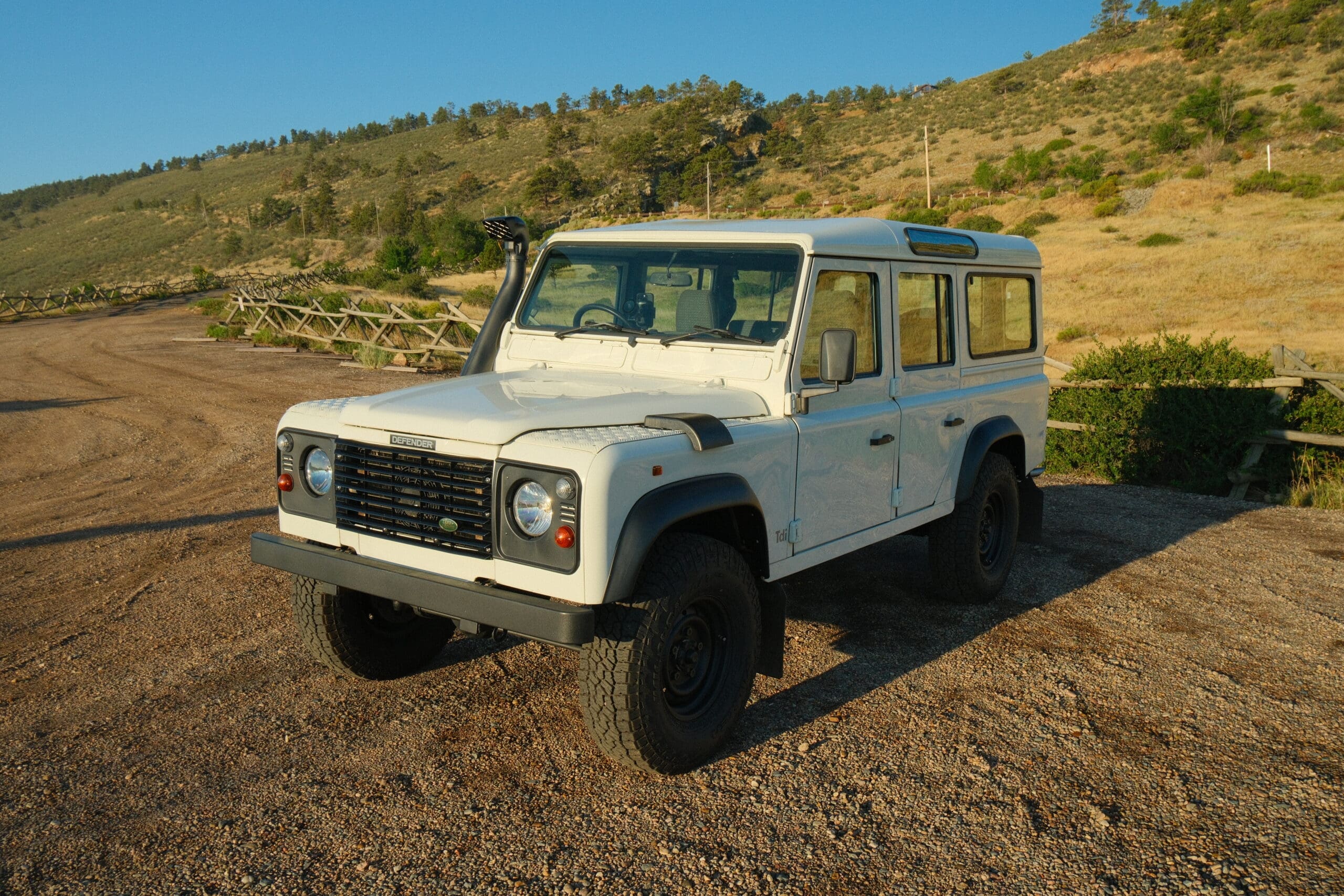 Land Rover Defender 110