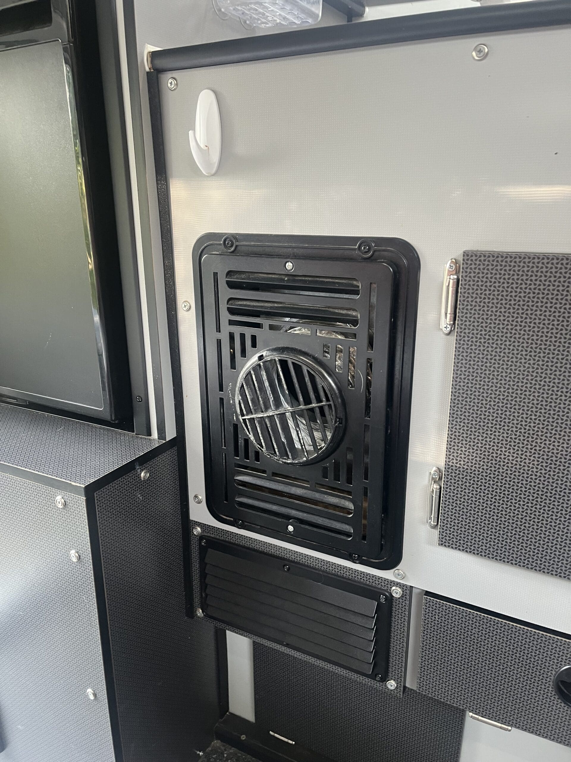 Four Wheel Campers Fleet 