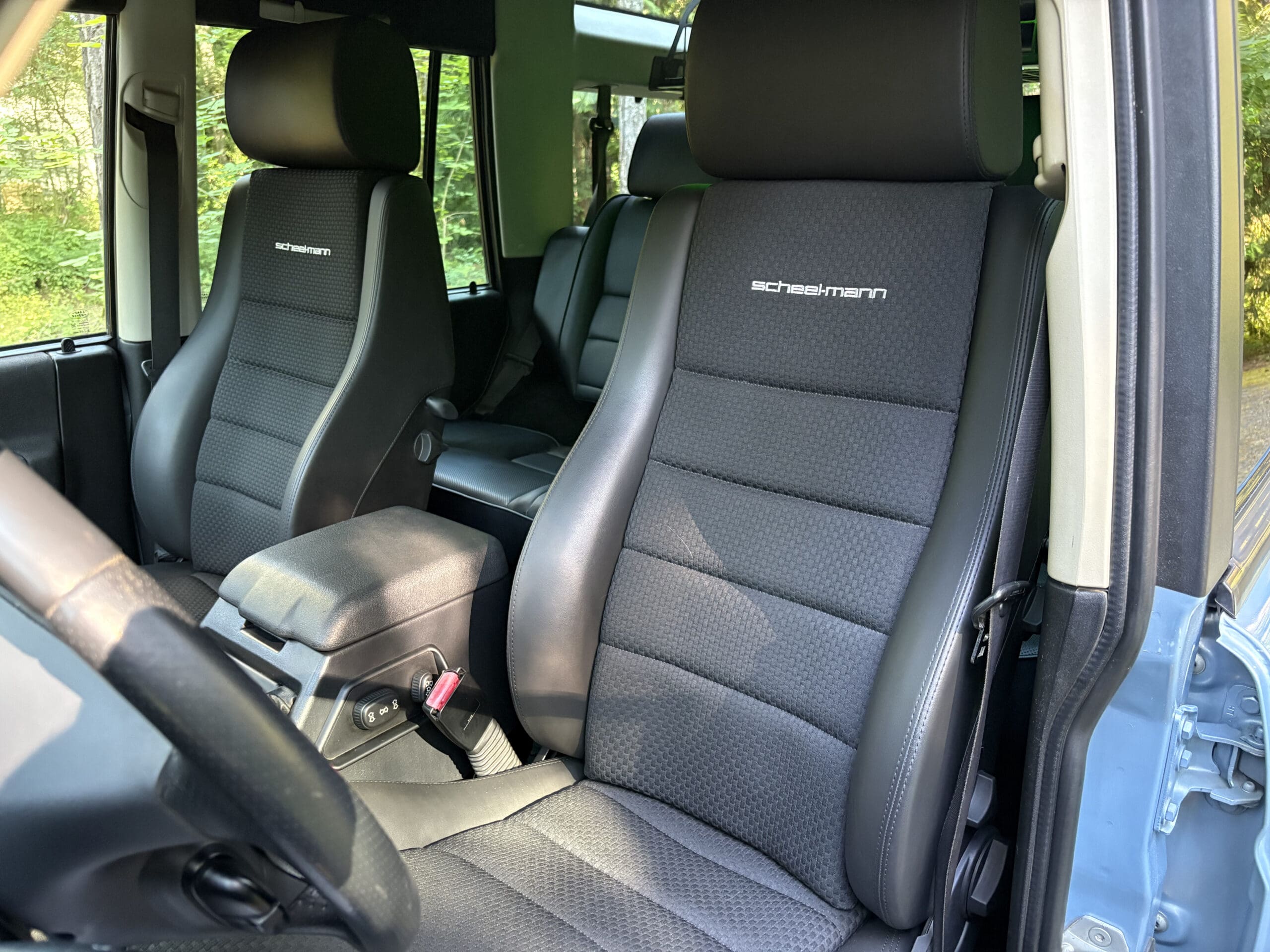 Discovery overland