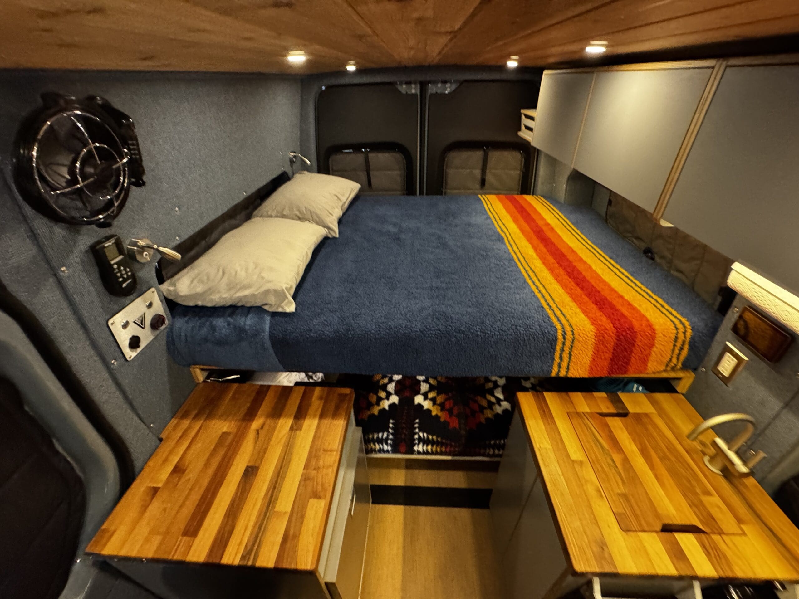 Mercedes overland