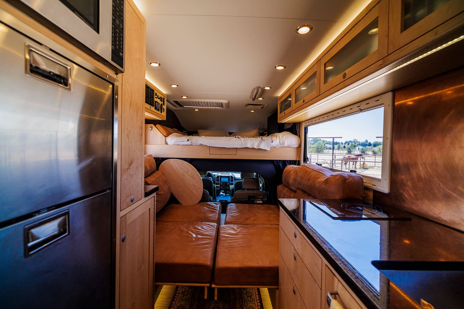 EarthRoamer expedition truck