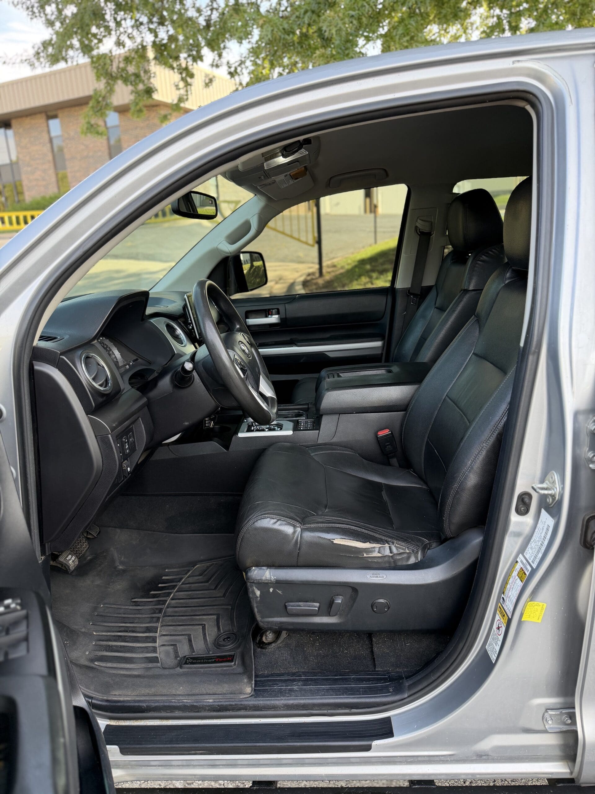 Toyota Tundra overland 