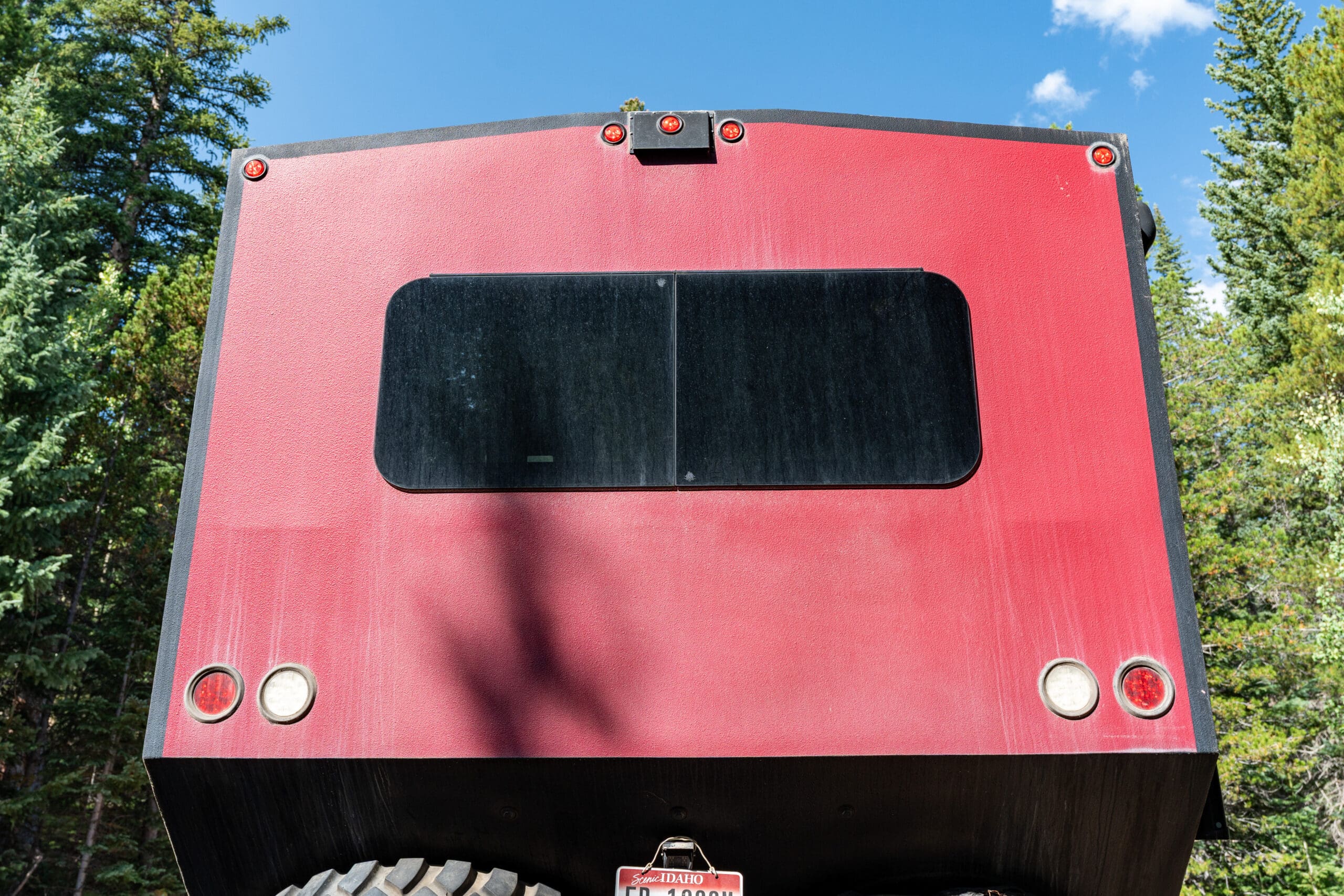 Expedition truck