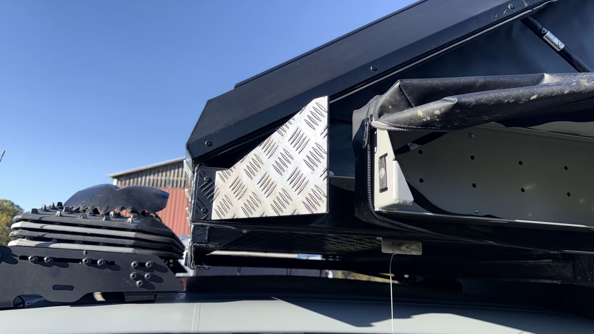 Tacoma Alu-Cab