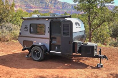 Rustic Trail Kodiak Stealth teardrop trailer