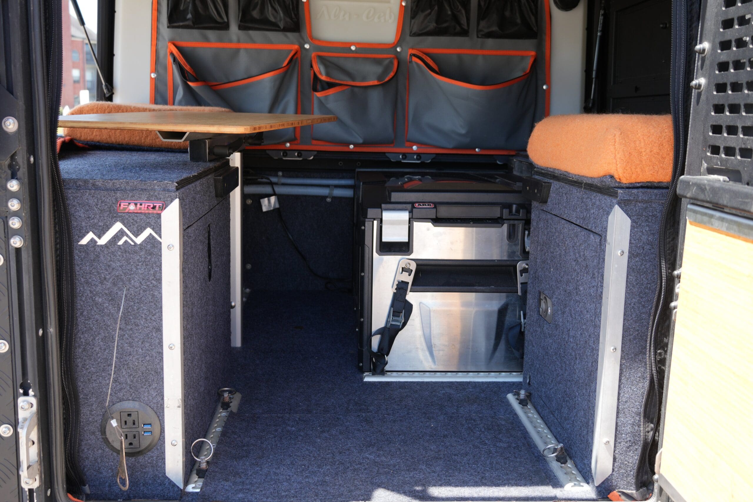 Tacoma with Alu-Cab
