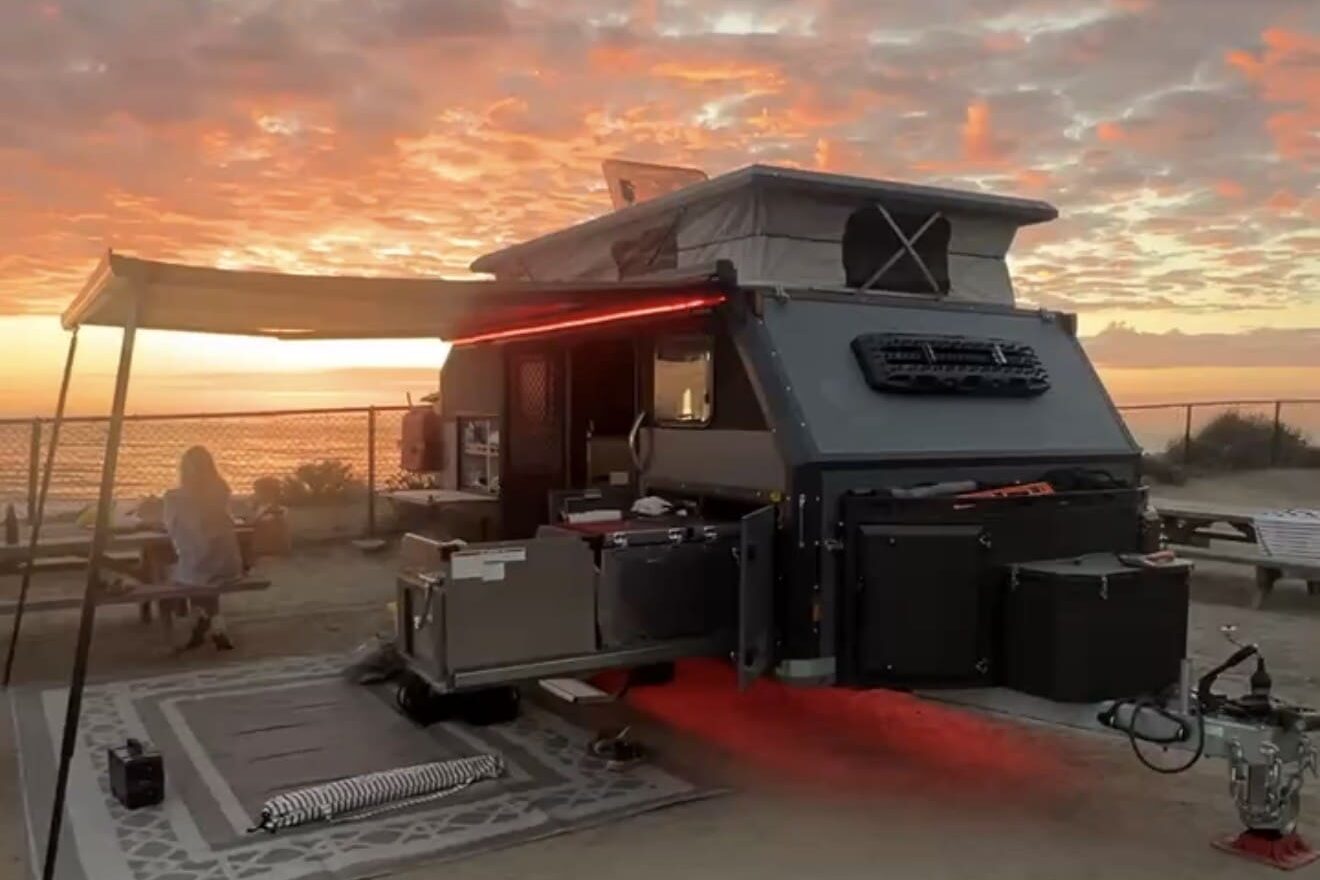 A Conqueror UEV-14 expedition trailer